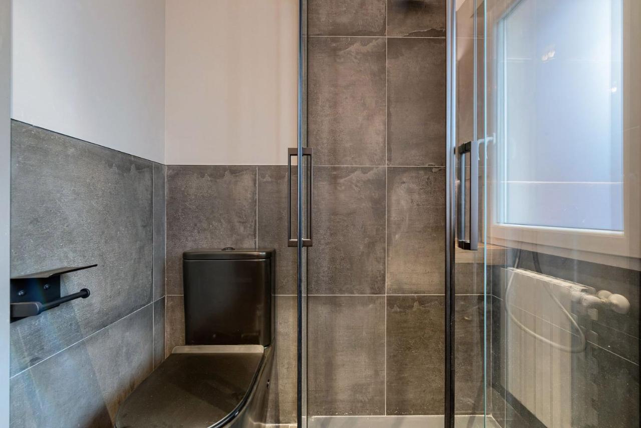 Vivienda Turistica De Diseno Elegante Lejlighed Bilbao Eksteriør billede